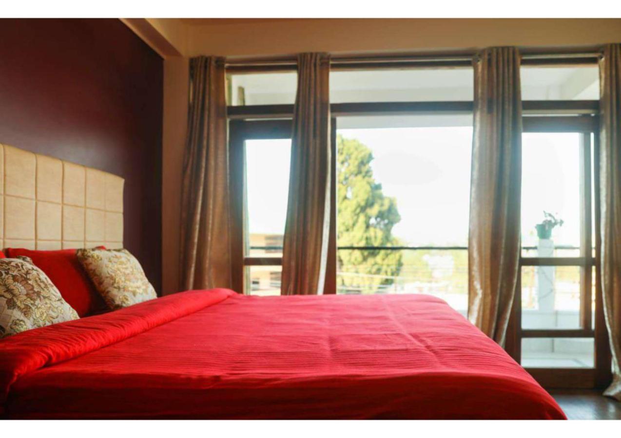 East Blue Homestay ชิลลอง ภายนอก รูปภาพ
